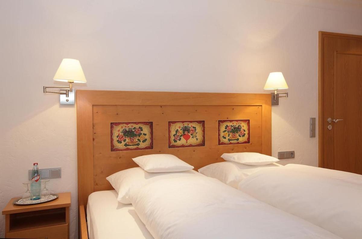 Schwarzwald Lodge Inselklause Schönwalde Εξωτερικό φωτογραφία
