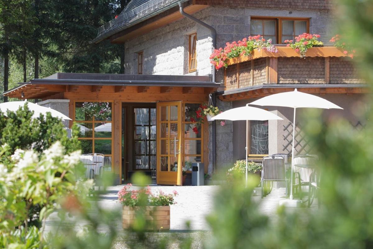 Schwarzwald Lodge Inselklause Schönwalde Εξωτερικό φωτογραφία